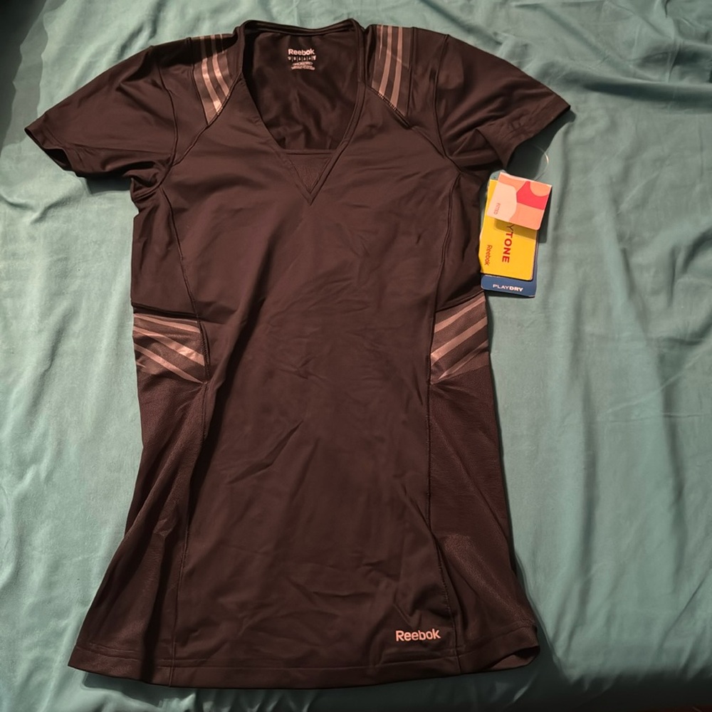 Womens Medium Reebok Shirt